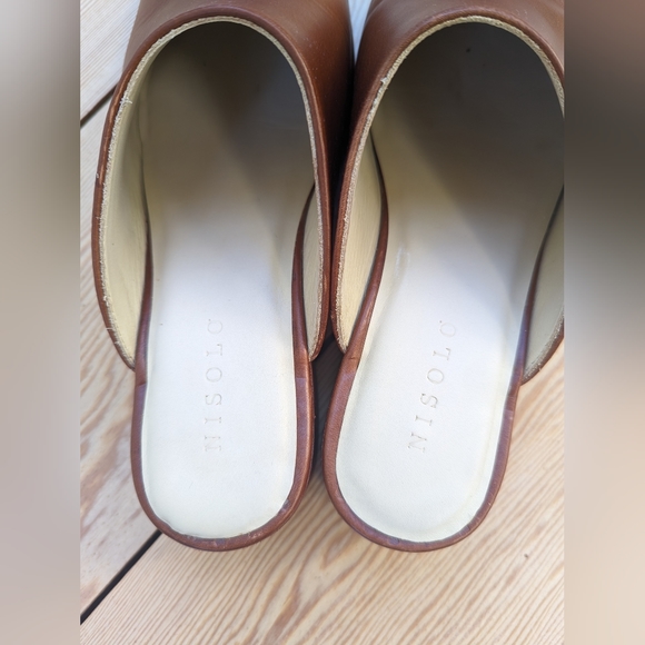 Nisolo Heeled Mule in Cognac - Picture 2 of 5